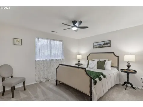 238 NW Sagan Loop Sheridan OR 97378