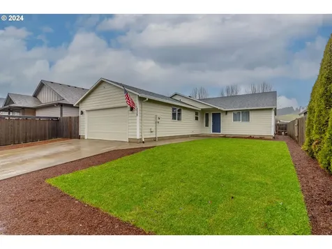 238 NW Sagan Loop Sheridan OR 97378