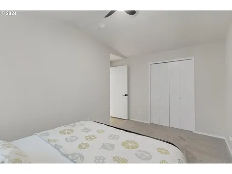 238 NW Sagan Loop Sheridan OR 97378