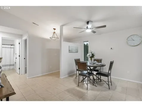 238 NW Sagan Loop Sheridan OR 97378
