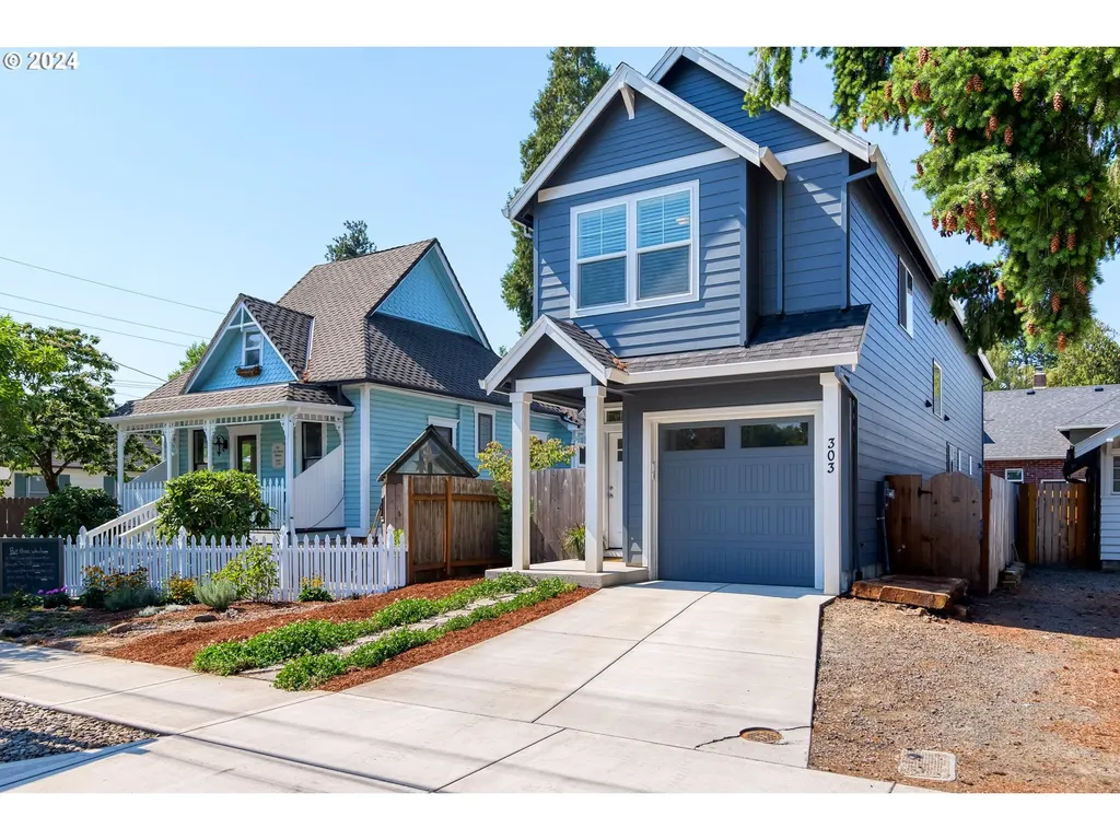 303 S Edwards Street Newberg OR 97132