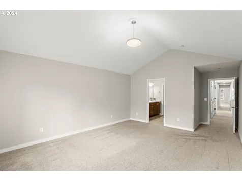 303 S Edwards Street Newberg OR 97132