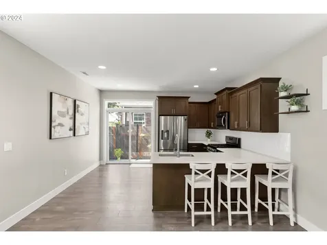 303 S Edwards Street Newberg OR 97132
