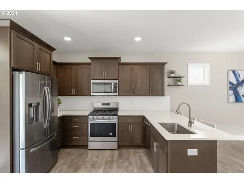 303 S Edwards Street Newberg OR 97132
