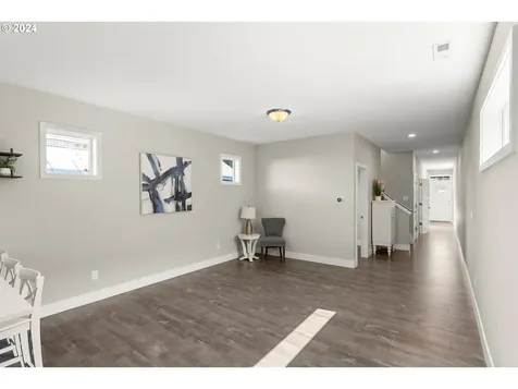 303 S Edwards Street Newberg OR 97132