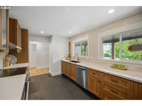 6435 N Williams Avenue Portland OR 97217