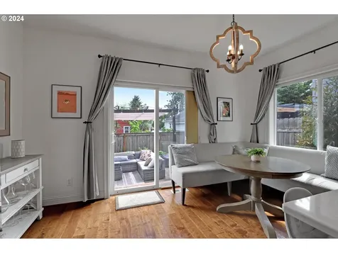 9146 N Seward Avenue Portland OR 97217