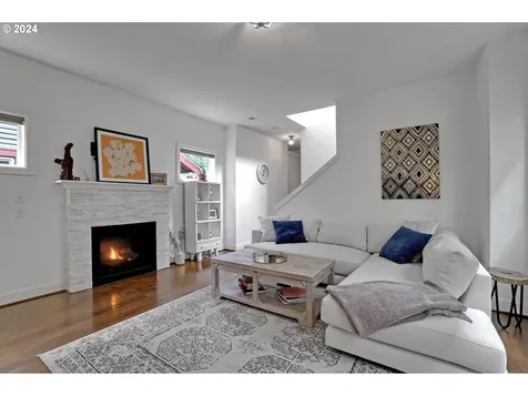 9146 N Seward Avenue Portland OR 97217
