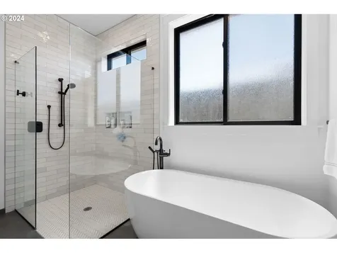 14207 Ne 52nd Avenue Vancouver WA 98686