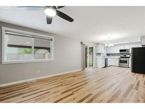 3820 Ne Azalea Street Hillsboro OR 97124