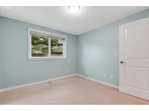 3820 Ne Azalea Street Hillsboro OR 97124