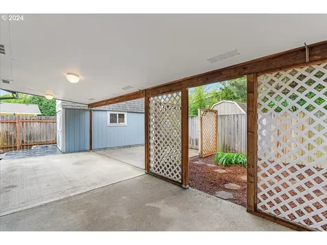 3820 Ne Azalea Street Hillsboro OR 97124