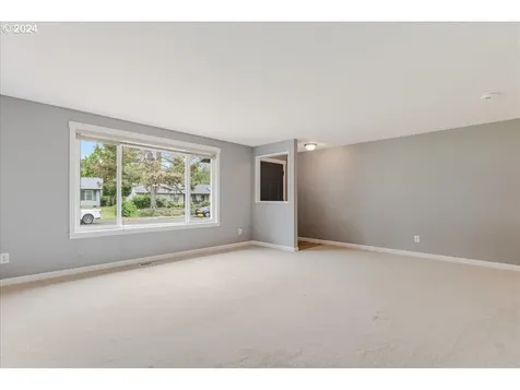 3820 Ne Azalea Street Hillsboro OR 97124