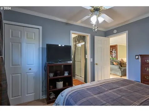 302 SE 5th Street Enterprise OR 97828
