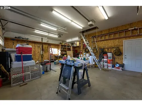 302 SE 5th Street Enterprise OR 97828