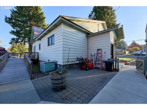 302 SE 5th Street Enterprise OR 97828