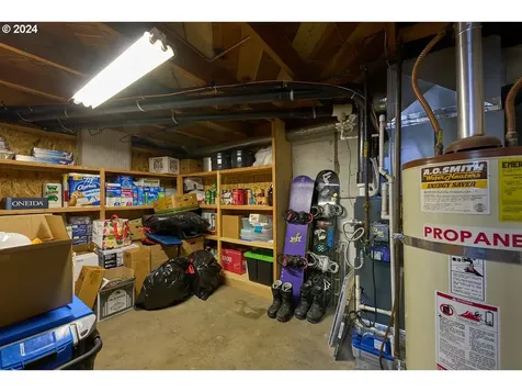 302 SE 5th Street Enterprise OR 97828