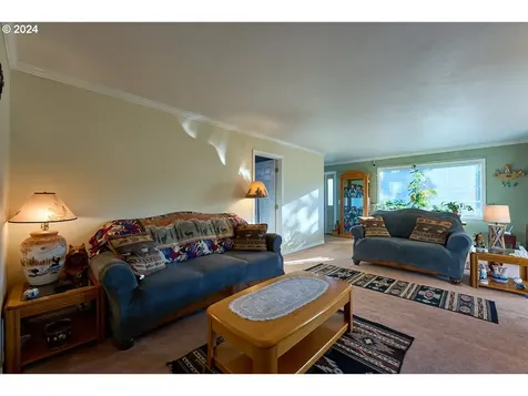 302 SE 5th Street Enterprise OR 97828