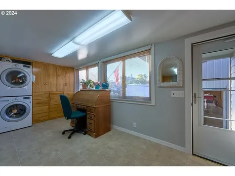 302 SE 5th Street Enterprise OR 97828