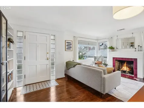 404 NE 86th Avenue Portland OR 97220