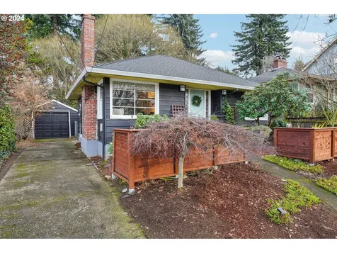 404 NE 86th Avenue Portland OR 97220