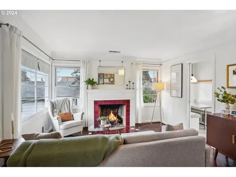404 NE 86th Avenue Portland OR 97220
