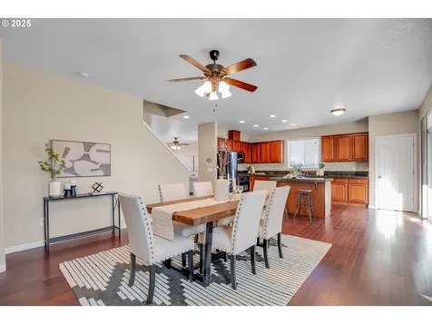 2138 N Laurelwood Street Canby OR 97013