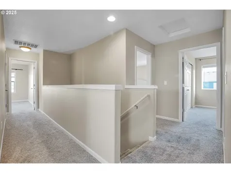 2138 N Laurelwood Street Canby OR 97013