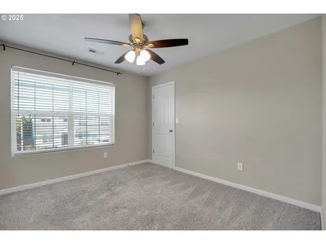 2138 N Laurelwood Street Canby OR 97013