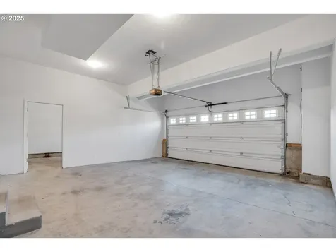 2138 N Laurelwood Street Canby OR 97013