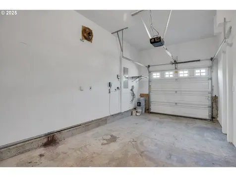 2138 N Laurelwood Street Canby OR 97013