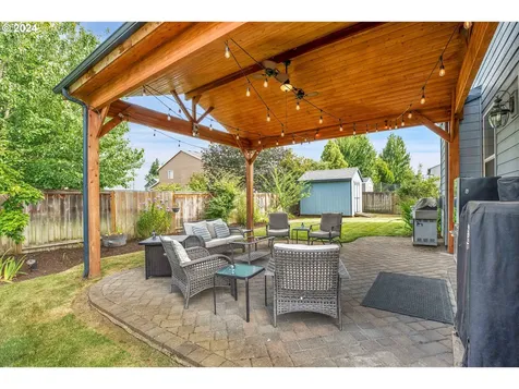 2138 N Laurelwood Street Canby OR 97013