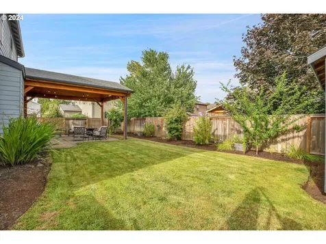 2138 N Laurelwood Street Canby OR 97013
