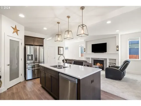 126 S 39th Drive Ridgefield WA 98642