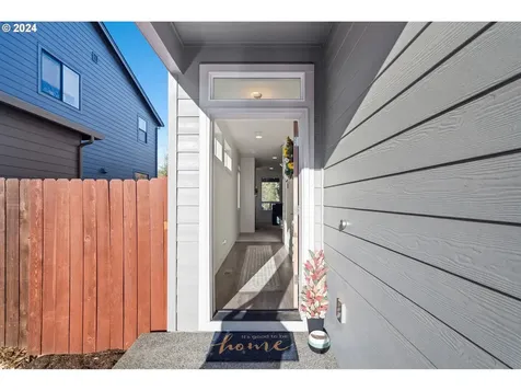 126 S 39th Drive Ridgefield WA 98642