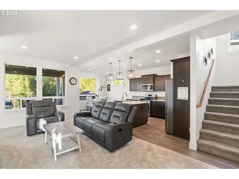 126 S 39th Drive Ridgefield WA 98642