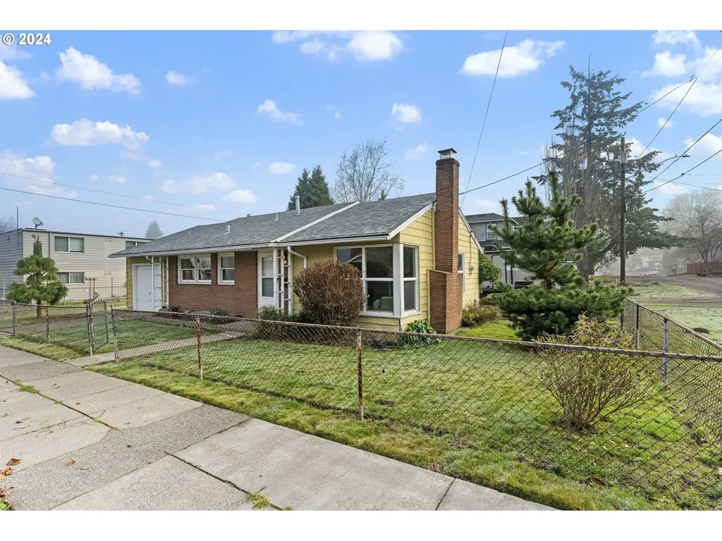 9460 N Midway Avenue Portland OR 97203