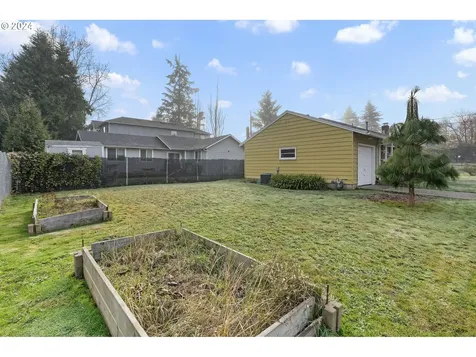 9460 N Midway Avenue Portland OR 97203