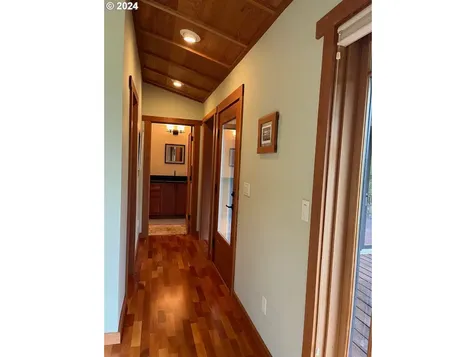 731 Upper Lakeview Road White Salmon WA 98672