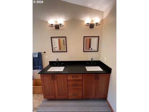 731 Upper Lakeview Road White Salmon WA 98672