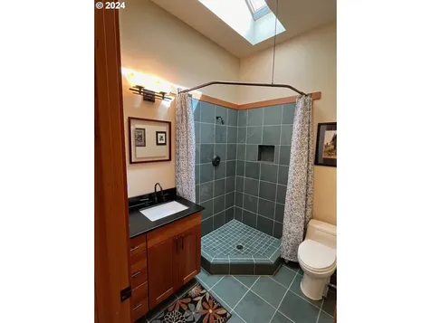 731 Upper Lakeview Road White Salmon WA 98672