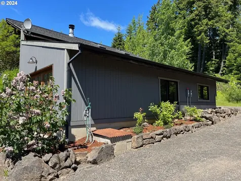 731 Upper Lakeview Road White Salmon WA 98672