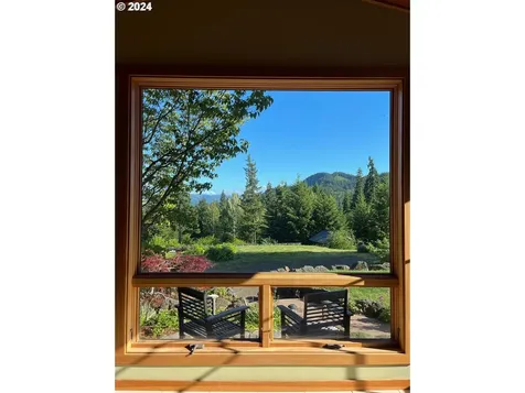 731 Upper Lakeview Road White Salmon WA 98672