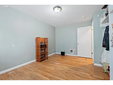 11895 Sw 11th Street Beaverton OR 97005