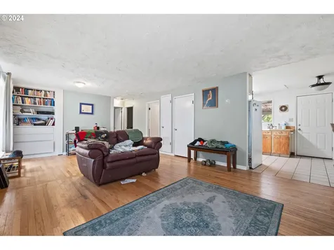 11895 Sw 11th Street Beaverton OR 97005