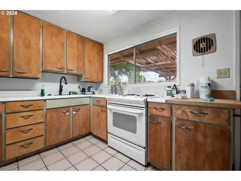 11895 Sw 11th Street Beaverton OR 97005