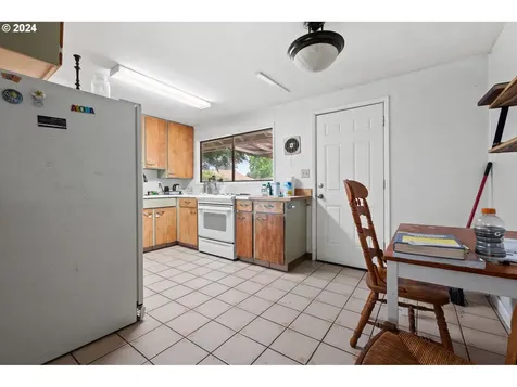 11895 Sw 11th Street Beaverton OR 97005