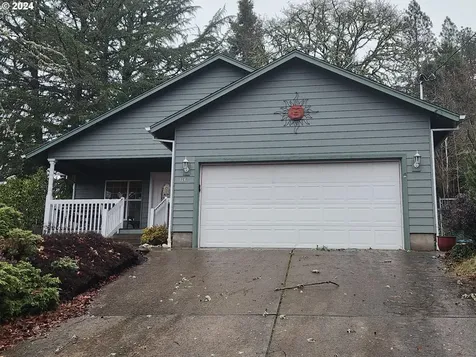 1147 SE Kane Street Roseburg OR 97470