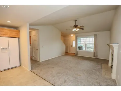 1147 SE Kane Street Roseburg OR 97470