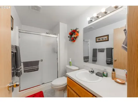 681 Hamlin Drive Canyonville OR 97417